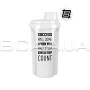 Шейкер DY Nutrition, Dorian Yates Quote Shaker White, 500 ml